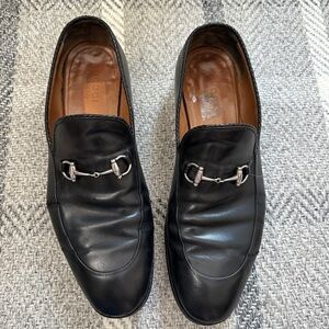 Gucci Men's Silver Horsebit loafers, Size 9 (US 9.5)